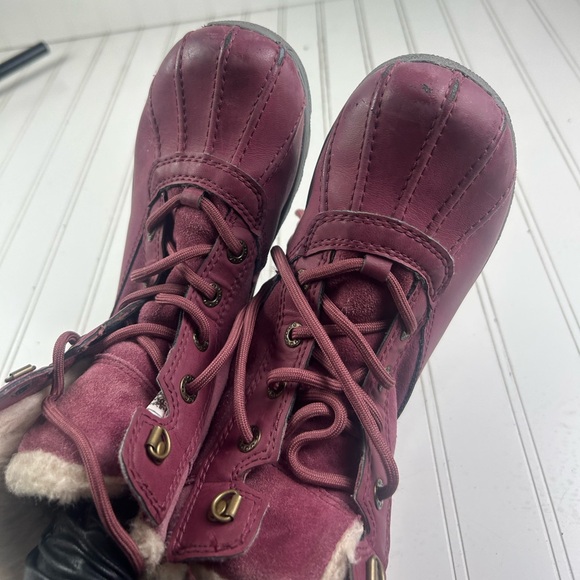 UGG Leggero Maroon Sheepskin Boots Women’s Size 4 - Picture 8 of 11